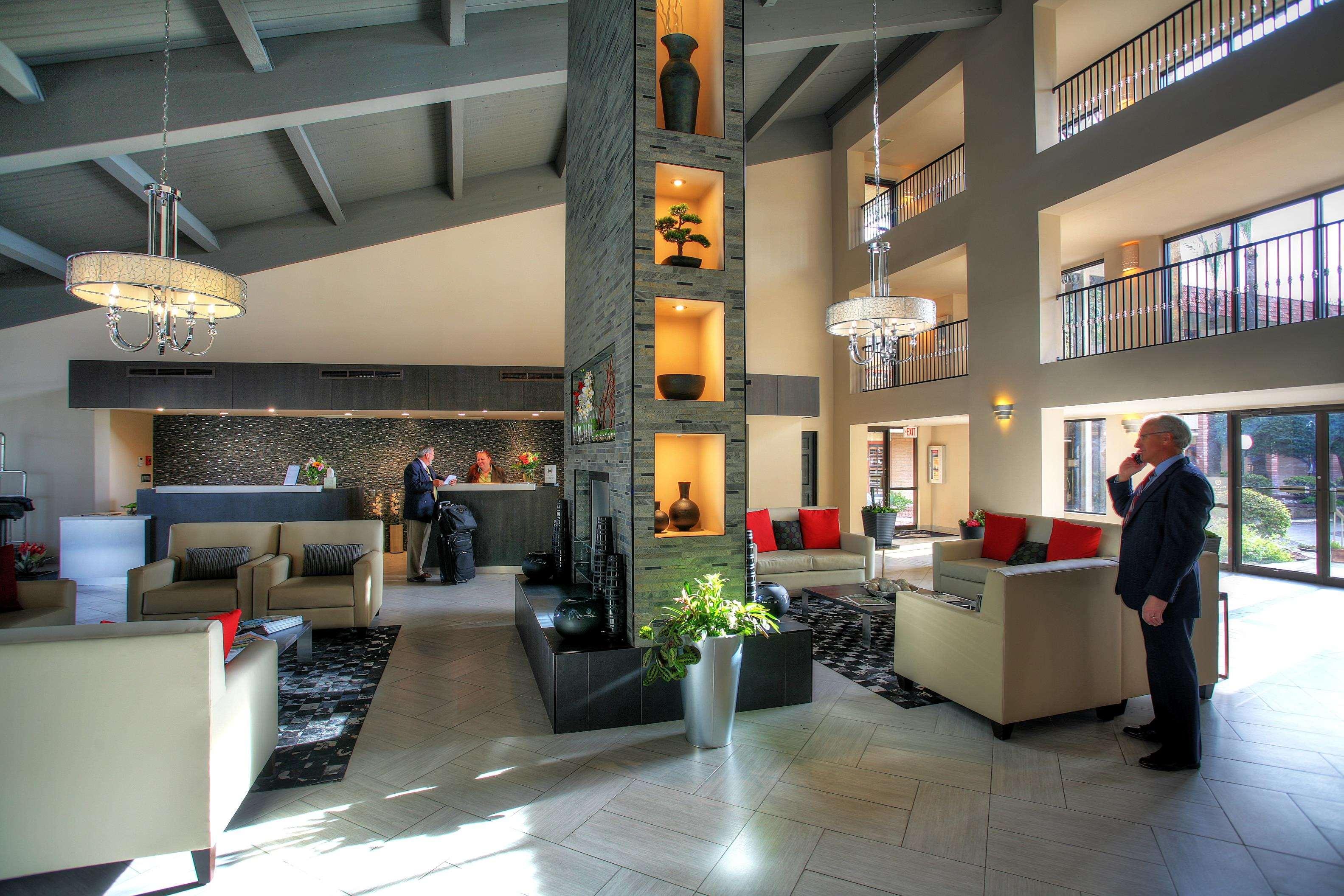 Doubletree Suites By Hilton Tucson Airport Beltér fotó
